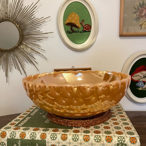 Fire King Bubble salad or fruits bowl color peach lustreware - Picture 8 of 9